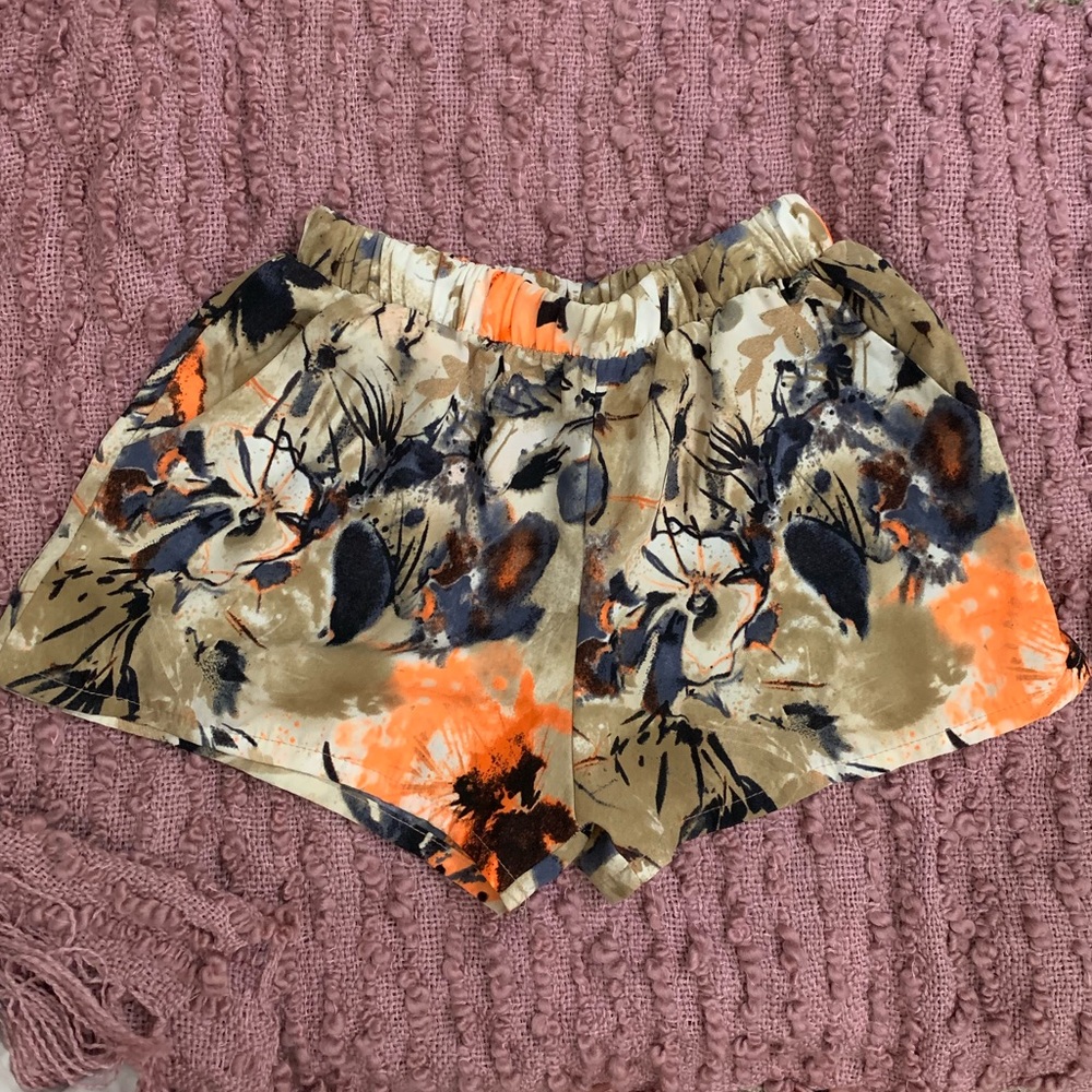 Fun printed high waist shorts